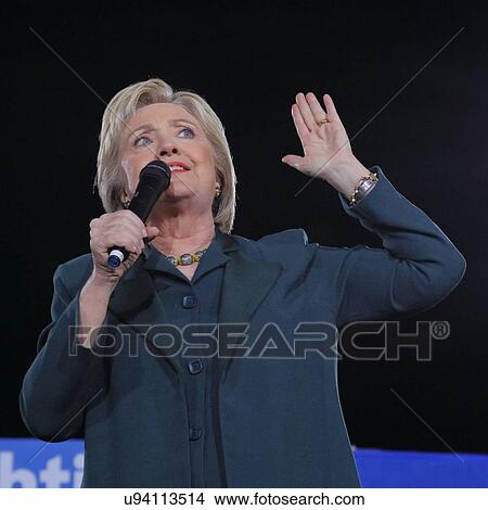 Picture - Democratic Presidential Candidate Hillary Clinton Campaigns In Las Vegas, Nevada. Fotosearch
