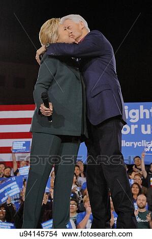 Picture - Democratic Presidential Candidate Hillary Clinton Campaigns In Las Vegas, Nevada. Fotosearch