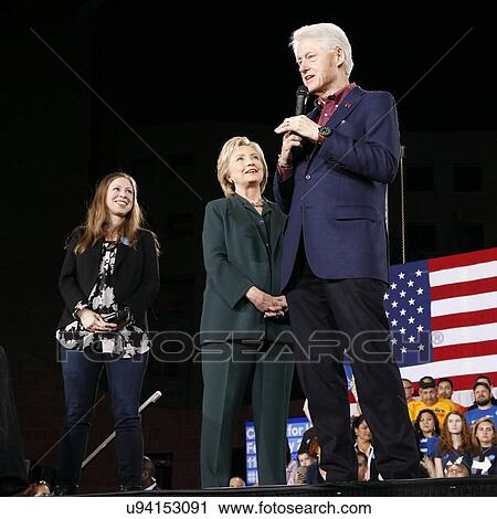Stock Image - Democratic Presidential Candidate Hillary Clinton Campaigns In Las Vegas, Nevada. Fotosearch