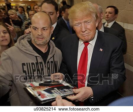 Picture - Donald Trump campaigns at Nevada Caucus polling station, Palos Verde Highschool, NV. Fotosearch