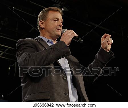 Stock Image - Marco Rubio Holds Campaign Rally at Texas Station, Dallas Ballroom, North Las Vegas, NV.. Fotosearch