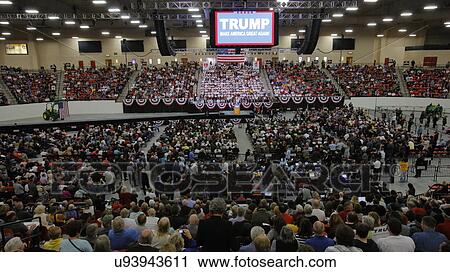 Stock Image -  Republican presidential candidate Donald Trump campaign rally at the South Point Arena & Casino in Las Vegas. Fotosearch