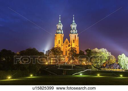 Gniezno Cathedral Gniezno, Greater Poland, Poland View Large Photo Image Stock Photo - Gniezno Cathedral Gniezno, Greater Poland, Poland. Fotosearch
