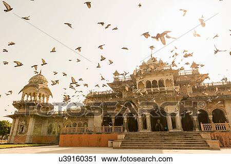 Albert Hall, Jaipur, Rajasthan, India View Large Photo Image Stock Image - Albert Hall, Jaipur, Rajasthan, India. Fotosearch