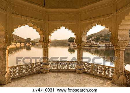 Stock Image - Lake by Amer Fort, Jaipur, Rajasthan, India. Fotosearch