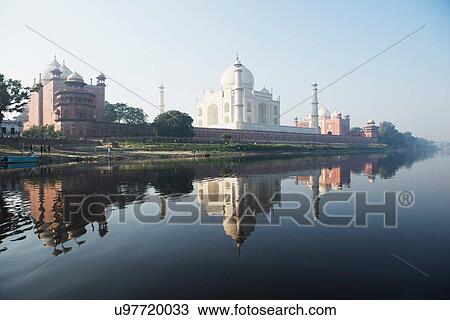 Taj Mahal, Rajasthan, India View Large Photo Image Stock Image - Taj Mahal, Rajasthan, India. Fotosearch