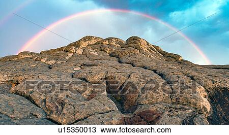 Stock Image - White Pocket, Paria Plateau, Arizona, USA. Fotosearch
