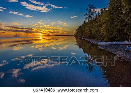 Skilak Lake, Alaska, the Aleutian Mountain Range View Large Photo Image Stock Photography - Skilak Lake, Alaska, the Aleutian Mountain Range. Fotosearch