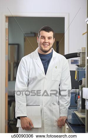 Stock Photograph - Engineering students in chemistry laboratory. Fotosearch