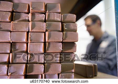Worker assembling wax in precision casting factory View Large Photo Image Stock Image - Worker assembling wax in precision casting factory. Fotosearch