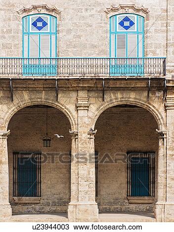 Stock Image - Cuba, Havana, Colonial architecture. Fotosearch