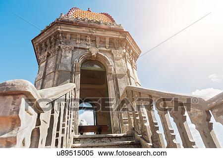 Stock Photography - Cuba, Havana, Historic building exterior. Fotosearch