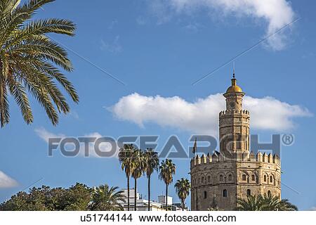 Picture - Spain, Seville, Torre Del Oro on sunny day. Fotosearch