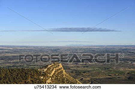 Picture - USA, Colorado, View from Wetherill Mesa in Mesa Verde National Park. Fotosearch