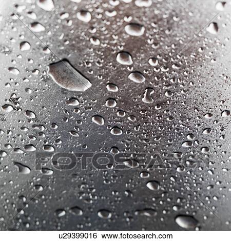 Stock Photograph - Water droplets. Fotosearch