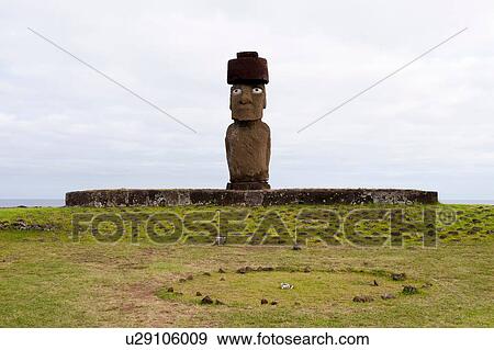 Ahu Ko Te Riku moai statue on Easter Island coast View Large Photo Image Stock Photo - Ahu Ko Te Riku moai statue on Easter Island coast. Fotosearch