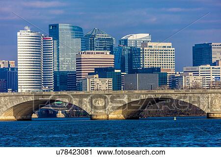 Stock Image - Memorial Bridge crosses Potomac River in front of Rosslyn, Washington D. C.. Fotosearch