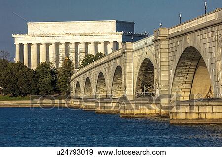 Stock Photo - Memorial Bridge spans Potomac River and features Lincoln Memorial. Fotosearch