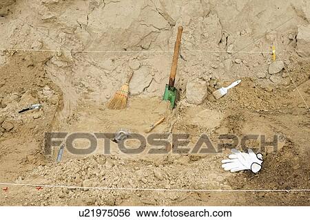 Stock Photograph - Archaeological dig. Fotosearch