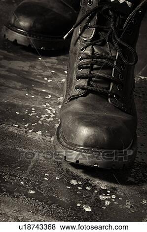 workman's boot