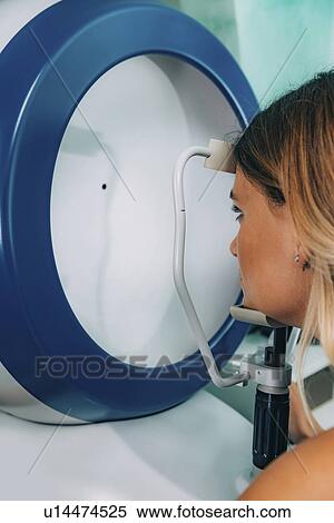 Stock Photography - A-scan ultrasound biometry. Fotosearch