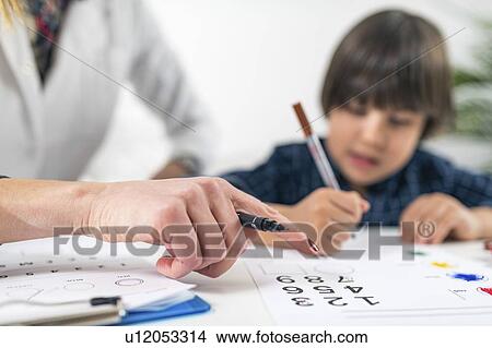 Picture - Childhood psychology test. Fotosearch