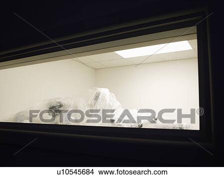 Picture - Moving into new office. Fotosearch