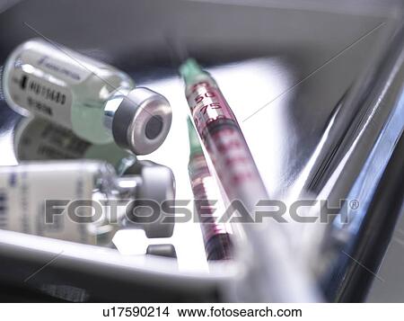 Picture - Vaccine. Fotosearch