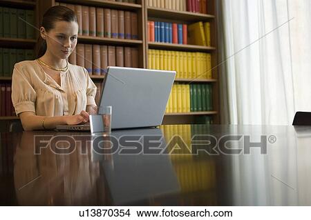 Picture - International Business. Fotosearch