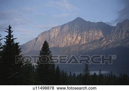 Stock Photo - Canadian Rockies. Fotosearch