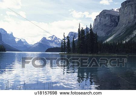 Stock Photo - Canadian Rockies. Fotosearch