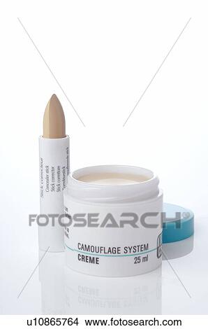 Picture - Camouflage system creme. Fotosearch