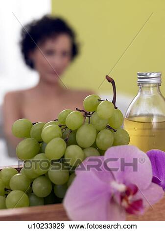 Stock Photo - Green grapes. Fotosearch