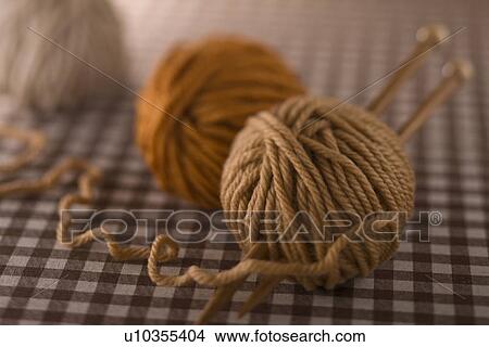 Picture - Ball of Knitting Yarn. Fotosearch