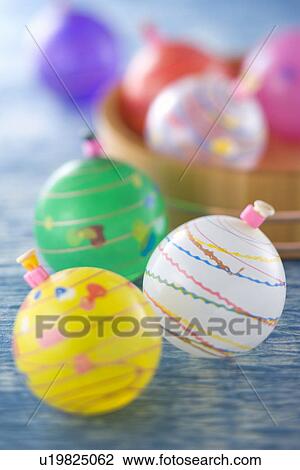 Stock Image - Yo-yo Balloon. Fotosearch