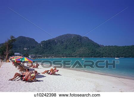 Pi Pi Island View Large Photo Image Stock Photo - Pi Pi Island. Fotosearch