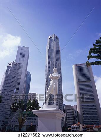Stock Image - Statues of Sir Stamford Raffles. Fotosearch