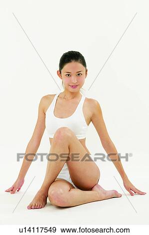 Stock Photo - Black Hair, Asian Ethnicity, Beauty Sports, Beauty, Barefoot, 18-19 Years. Fotosearch