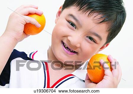 Picture - Clipping Path, Asian Ethnicity, Child, Casual Clothing, Black Hair, Close-Up, 4-5 Years. Fotosearch