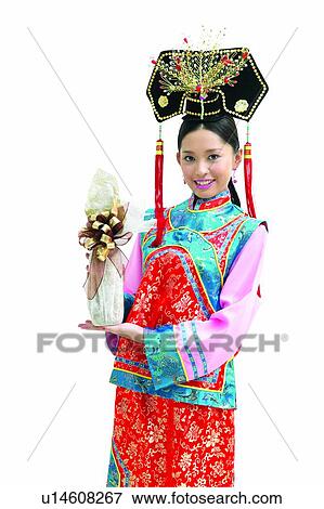 Stock Photo - China, Clipping Path, Chinese Ethnicity, Chinese Culture, Asian Ethnicity. Fotosearch