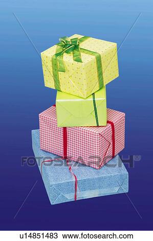 Stock Image - Wrapped Box. Fotosearch
