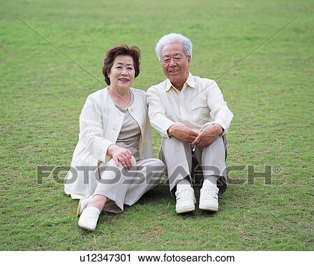 Stock Image - Portrait of a senior couple. Fotosearch