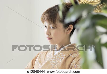 Picture - Portrait of a woman in kimono. Fotosearch
