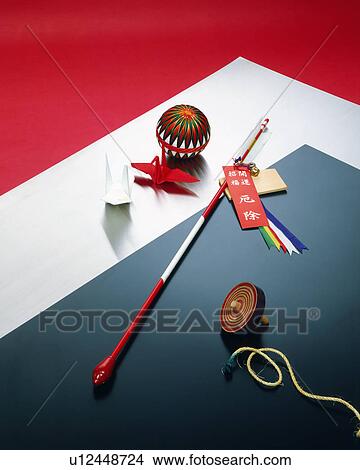 Arrow and origami cranes View Large Photo Image Picture - Arrow and origami cranes. Fotosearch