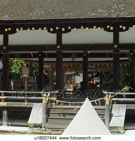 Picture - Kamigamo Shrine, Kyoto Prefecture, Japan. Fotosearch