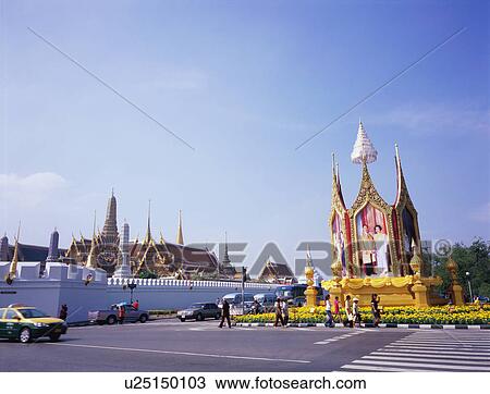 Stock Image - Grand Palace in Bangkok, Thailand. Fotosearch
