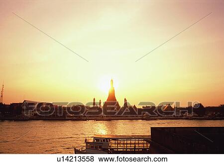 Stock Photo - Wat Arun. Fotosearch