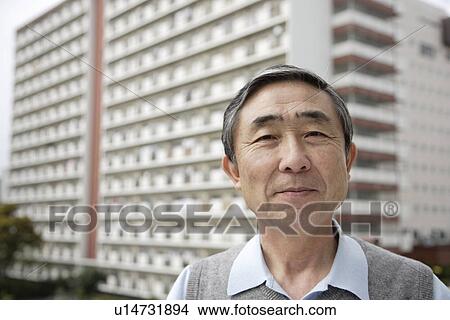 Picture - Portrait of a smiling senior man. Fotosearch