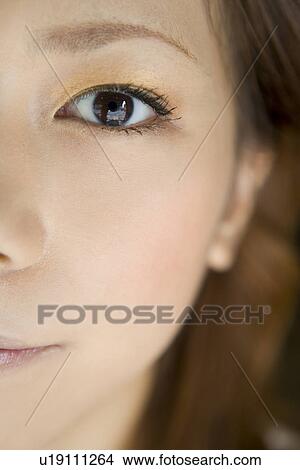 Picture - Young woman, close-up. Fotosearch