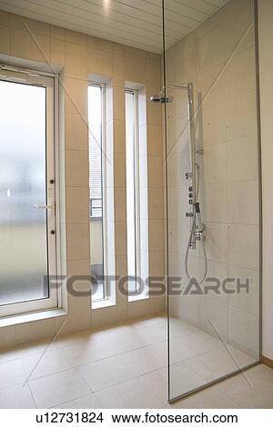 Picture - Bathroom. Fotosearch